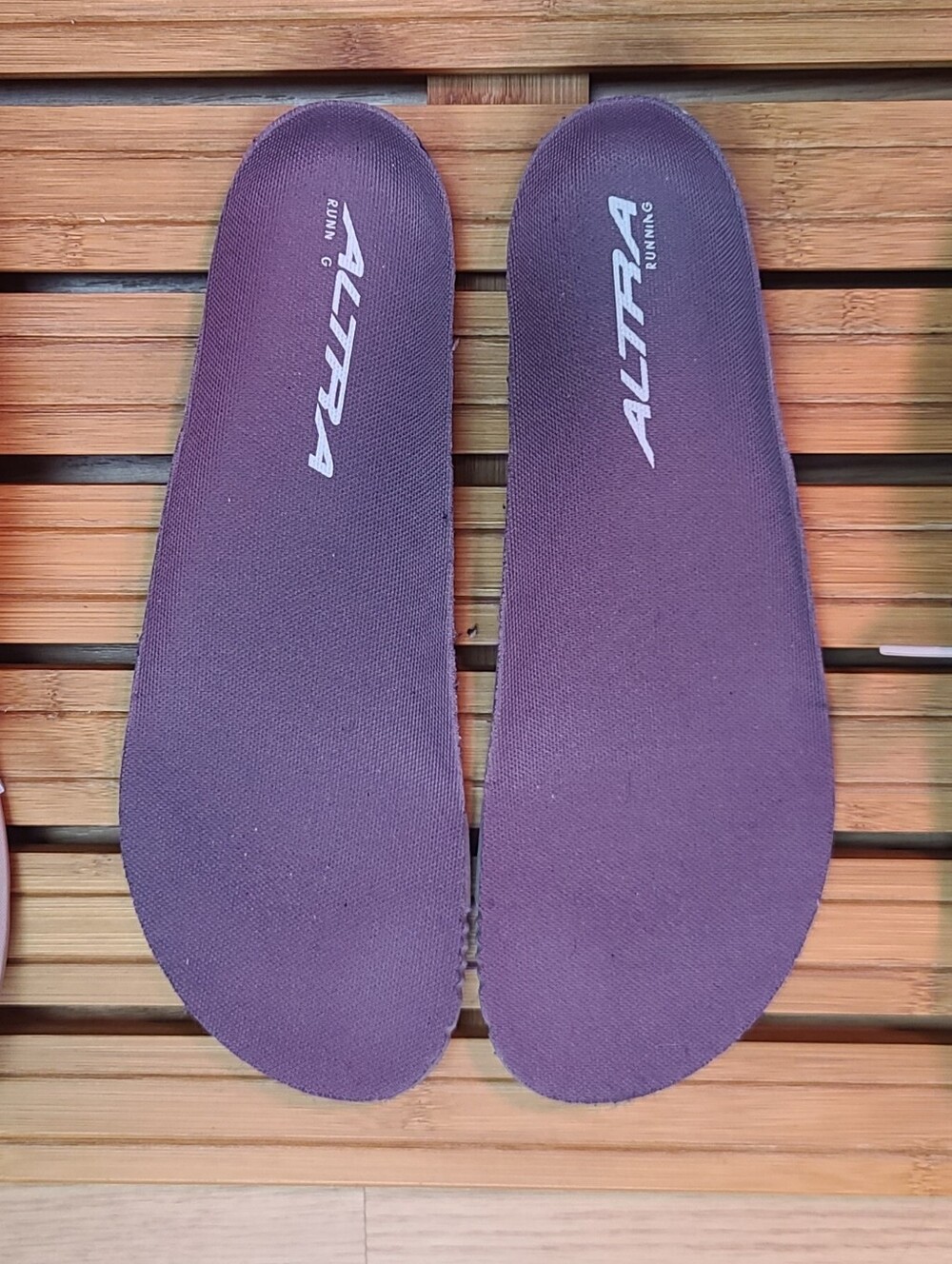 ALTRA TORIN 8 | SIZE 9.5 | TAN/PURPLE - Picture 6 of 9